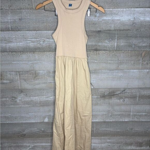 Old Navy XS nude beige racerback midi dress with pockets sleeveless - Picture 1 of 4